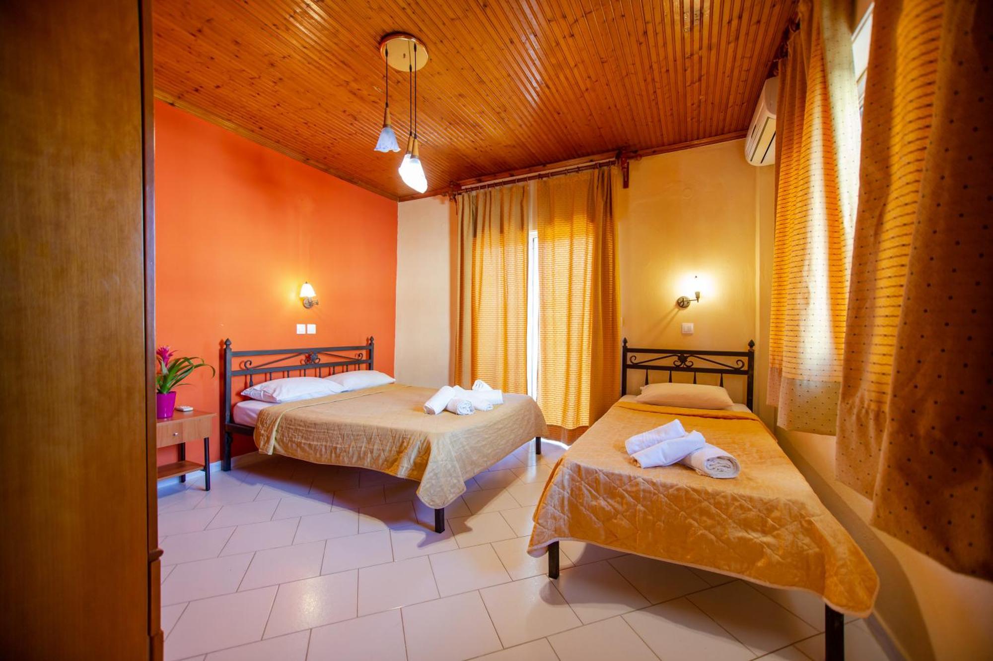 Xenia Palace Luxury Apartments Vrasná Exteriér fotografie